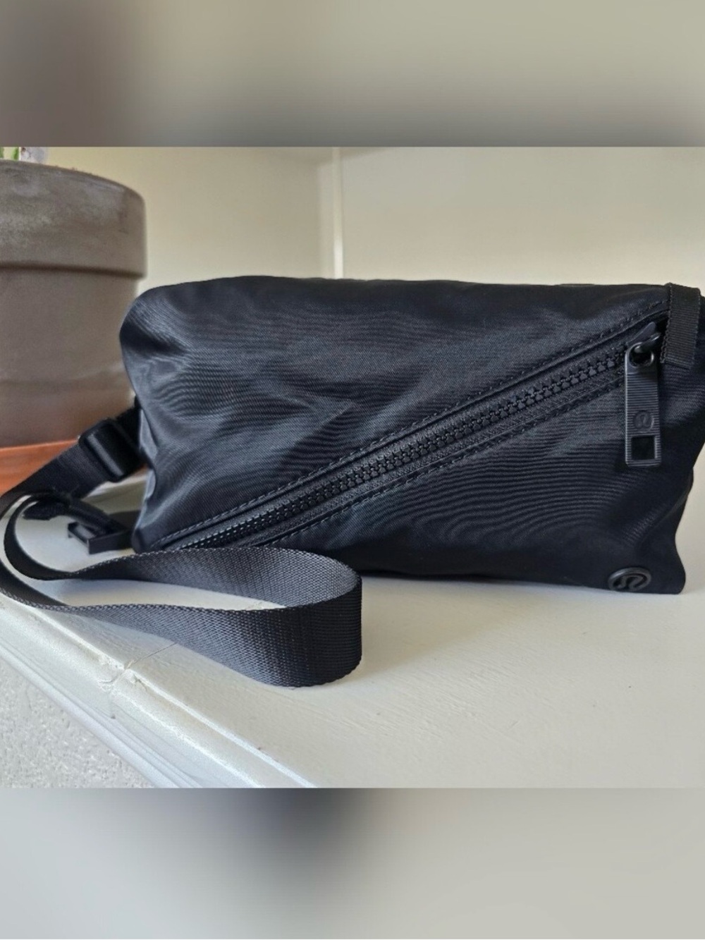 Lululemon Fast Track Black Nylon Belt And Sling Bag 3L